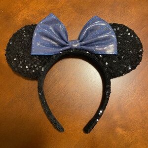 Disney Minnie Ears with Blue Bow